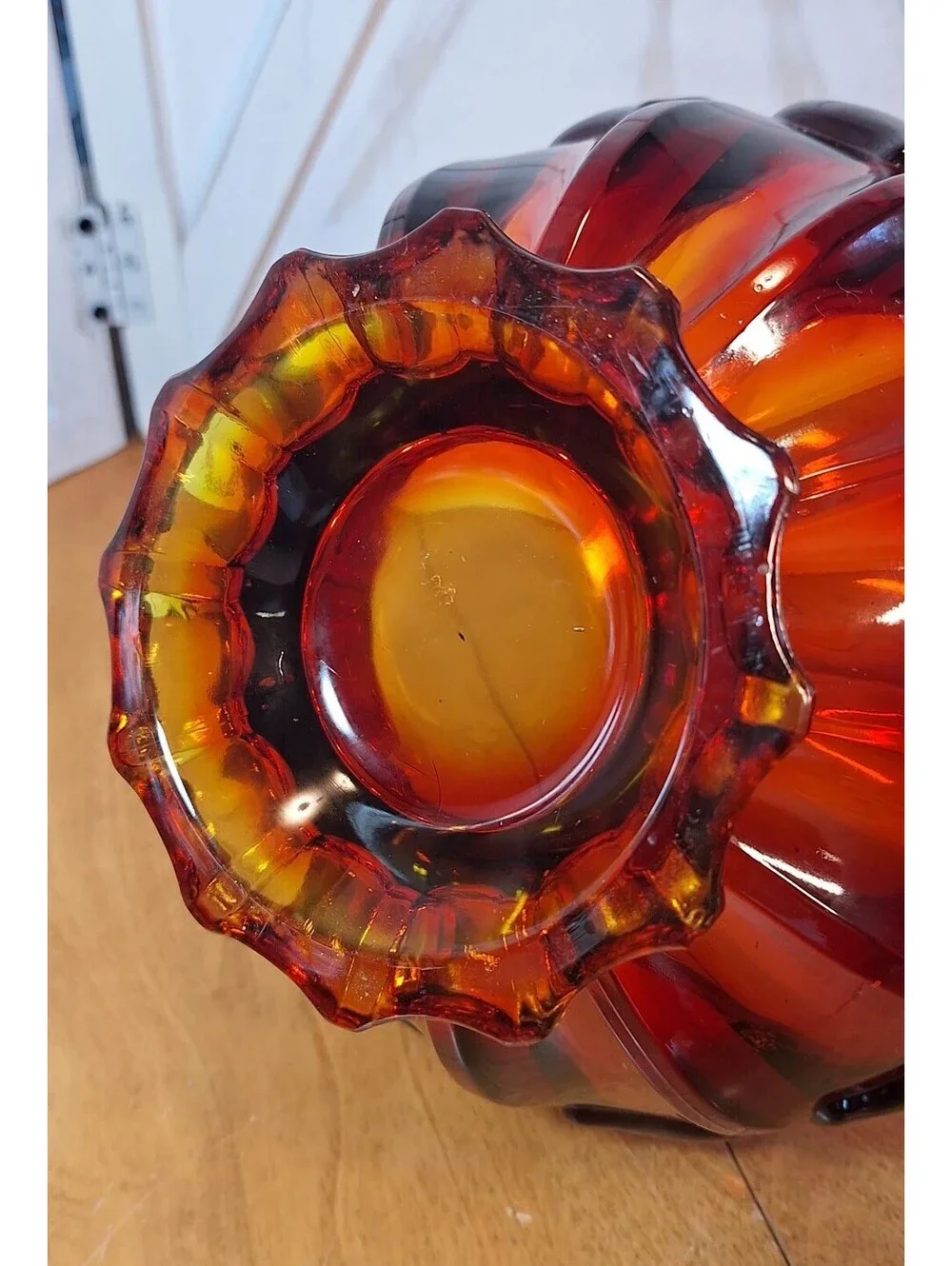 Indiana Glass Tiara Sunset Deep Red Calla Lily Leaf Footed Amberina Bowl 5”T 9”W